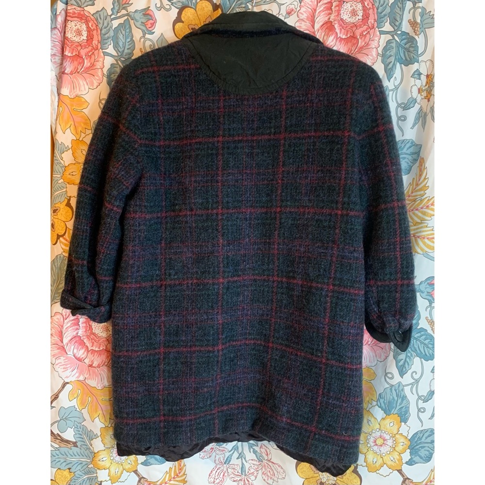 Wool coat - Picture 3 of 9